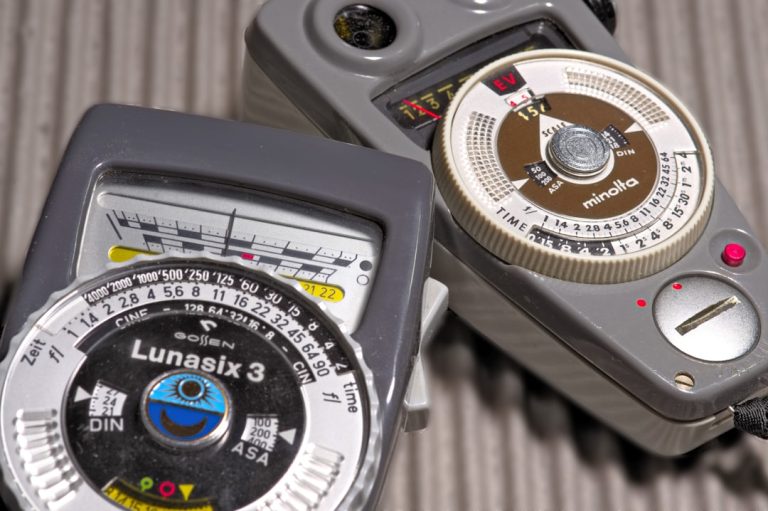 Capturing Moments: A Guide to Essential Photography Gear